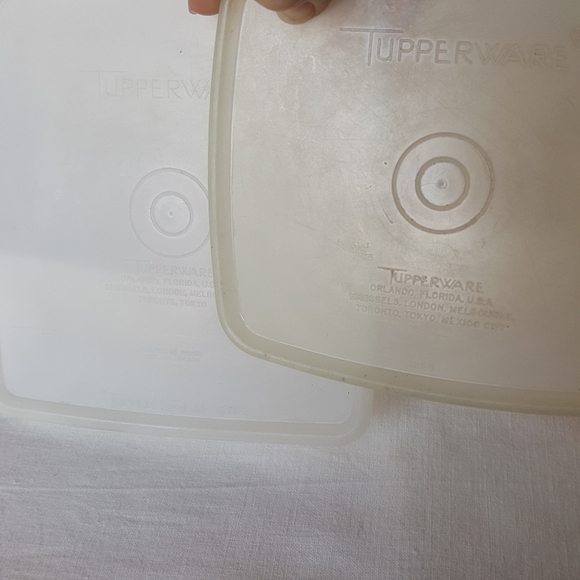 Vtg Tupperwear lot. Measuring Cup. 2 storage container with lids. - Picture 3 of 10